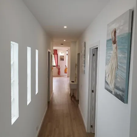 Hjs Plaza Suites Apartments II *