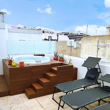 Hjs Plaza Suites Apartments II