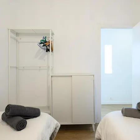 Appartement Hjs Plaza Ii *