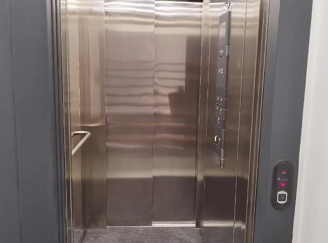 Apartment Hjs Plaza Ii