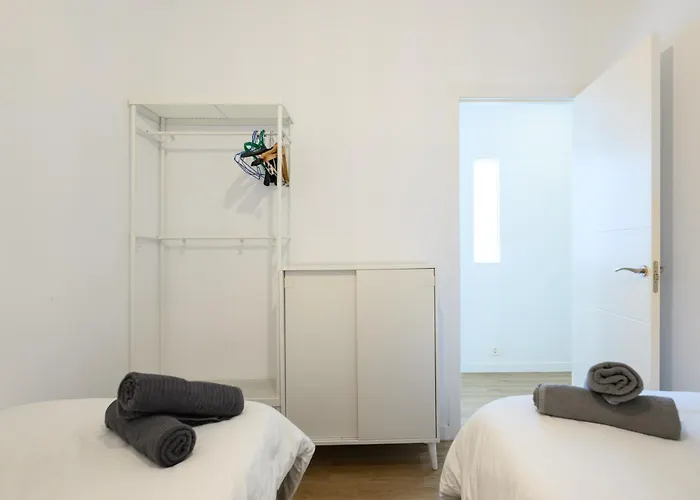 Apartment Hjs Plaza Ii *