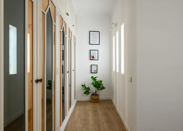 Apartment Hjs Plaza Ii