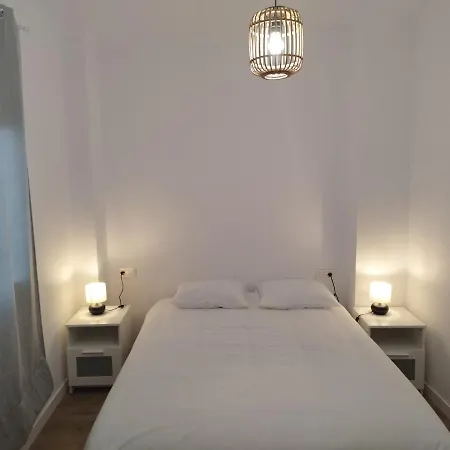 Hjs - The Comfy Retreat *