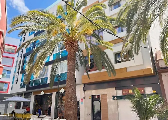 公寓 Hjs Plaza Ii *